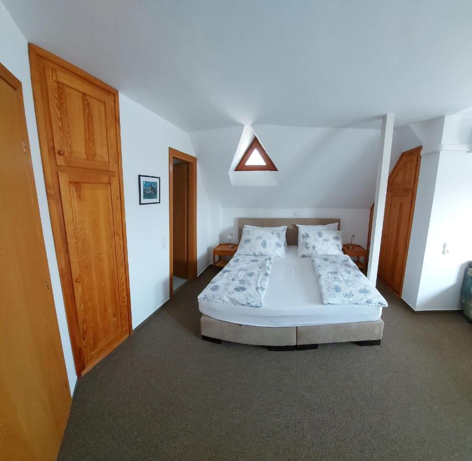 Hotel Emil Porta Balatongyörök Exteriér fotografie